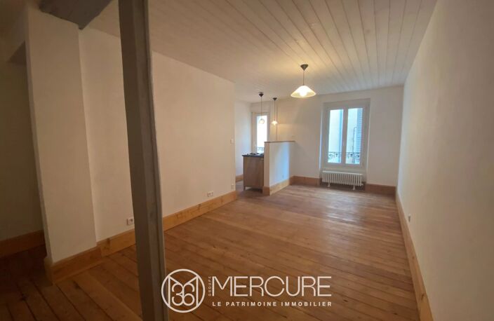APPARTEMENT T3 RÉNOVÉ A POITIERS CENTRE — photo 2