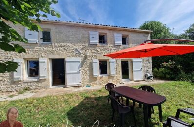 vente maison 181 000 € à proximité de Saint-Saturnin-du-Bois (17700)