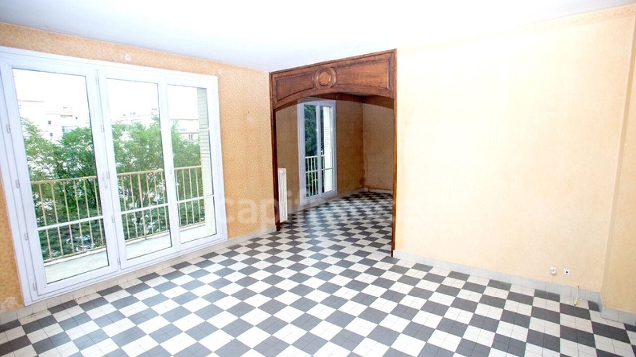 appartement 4 pièces 74 m2 à vendre à Bourg-Saint-Andéol (07700)