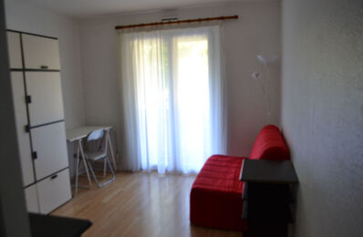 location appartement 370 € CC /mois à proximité de Bellegarde-Marsal (81430)
