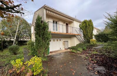 vente maison 198 000 € à proximité de Saint-Maxire (79410)