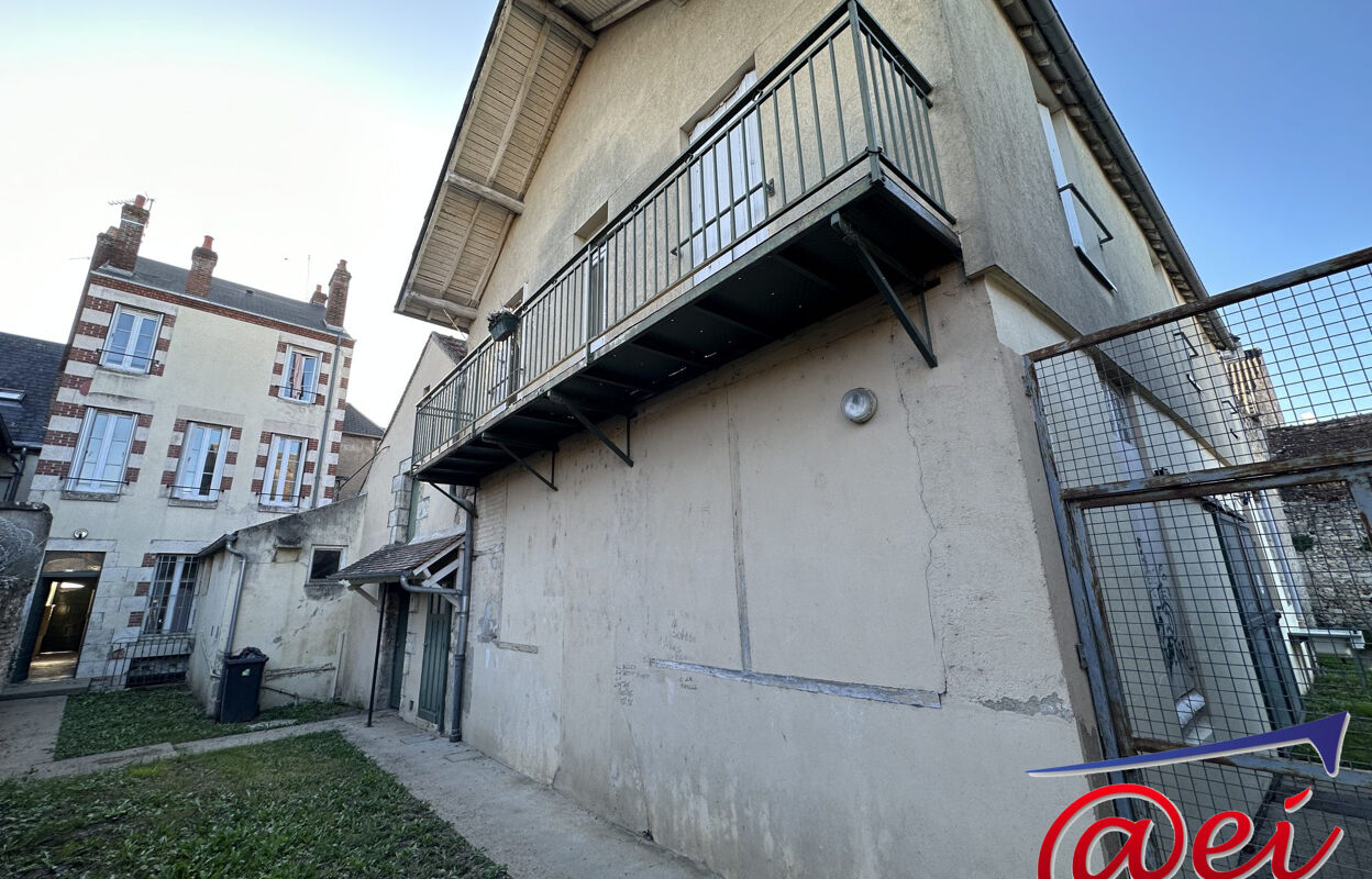 immeuble  pièces 223 m2 à vendre à Gien (45500)