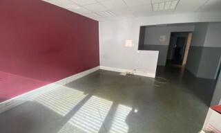 Commerce 7 Pièces 119 m² à louer à Paris 19 (75019)