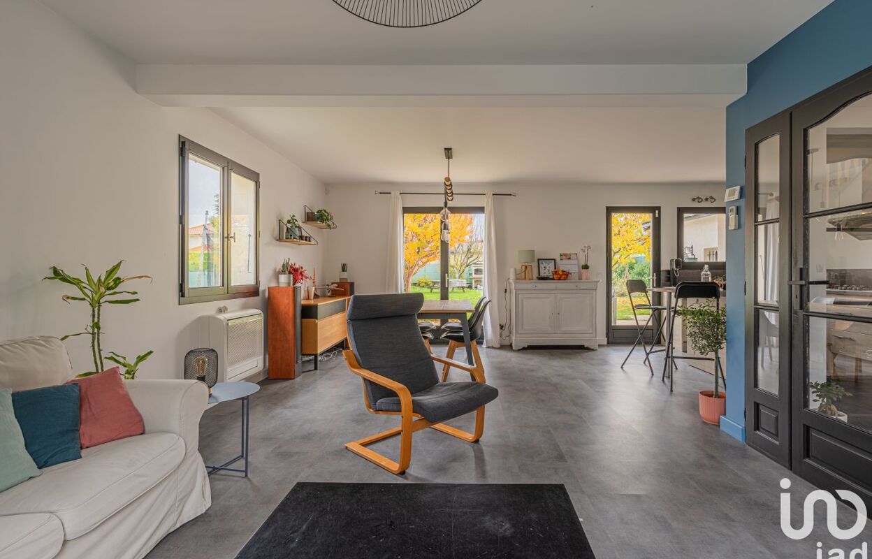 maison 5 pièces 173 m2 à vendre à Porte-de-Savoie (73800)