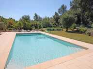 ROQUEFORT-LES-PINS : BEAUX VOLUMES! — photo 2