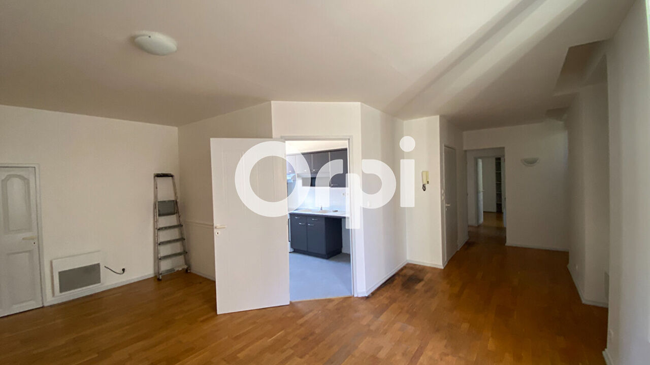 appartement 3 pièces 66 m2 à louer à Castres (81100)