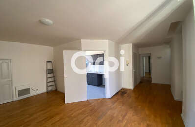 location appartement 560 € CC /mois à proximité de Roquecourbe (81210)