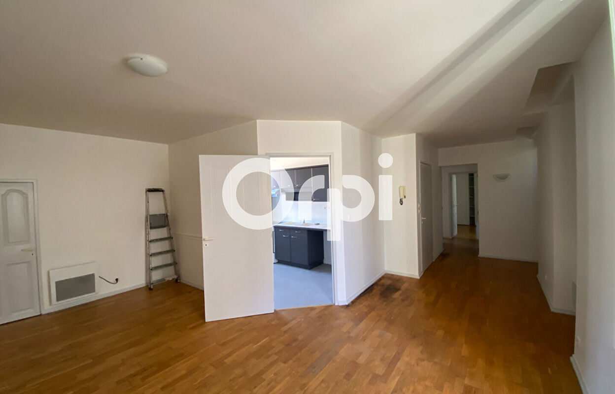 appartement 3 pièces 66 m2 à louer à Castres (81100)