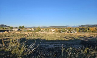 Terrain  632 m² à vendre à Volx (04130)