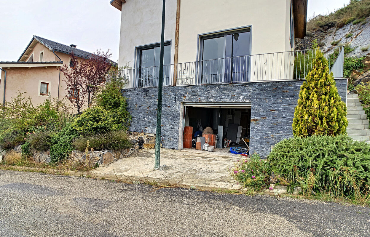 maison 5 pièces 114 m2 à vendre à Rimplas (06420)