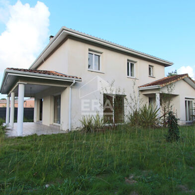 Maison 8 pièces 446000 €