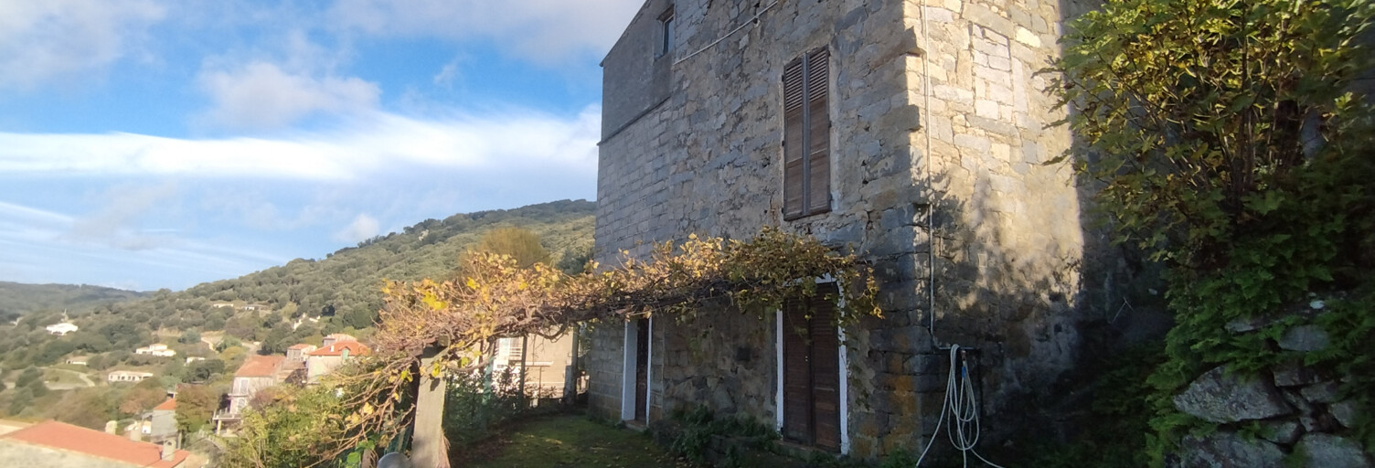 Maison 5 Pièces 100 m² à vendre à Sollacaro (20140)