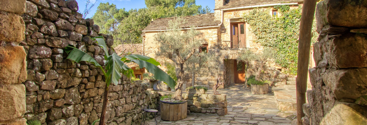 Maison 13 Pièces 270 m² à vendre à Aujac (30450)