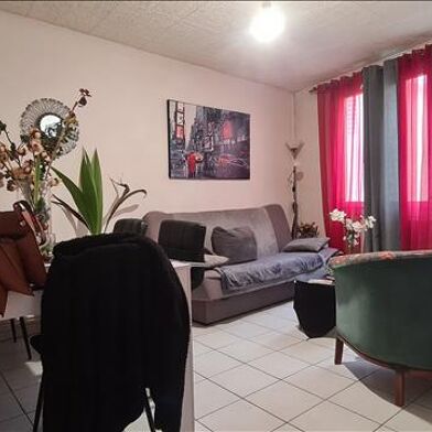 Immeuble  223650 €