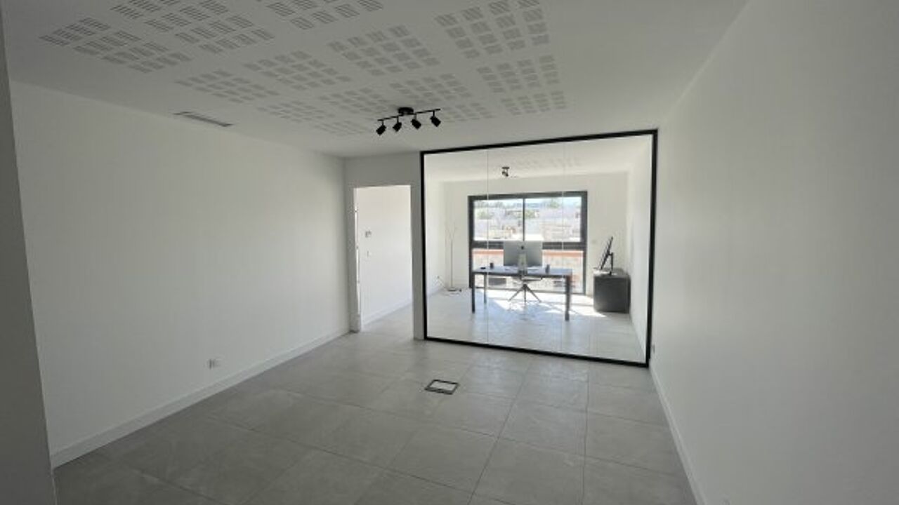 bureau  pièces 80 m2 à louer à Perpignan (66000)