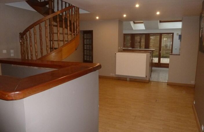 Maison de ville à vendre à CAMBRAI — photo 2