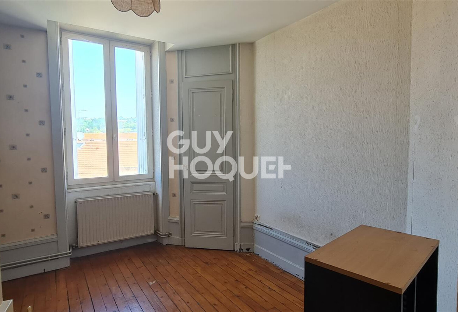 VENTE : appartement 2 pièces (53 m²) à LA TOUR DU PIN — photo 1