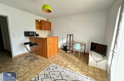 location appartement 400 € CC /mois à proximité de Coussay (86110)