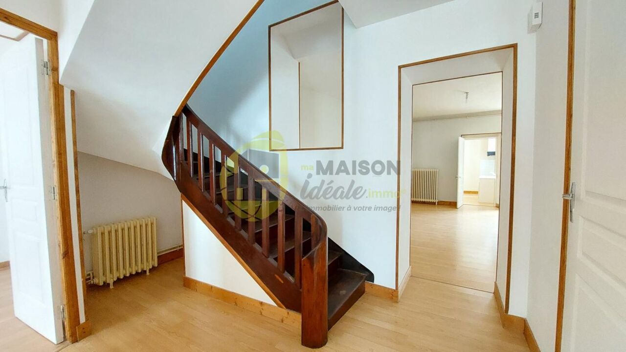 maison 8 pièces 211 m2 à vendre à Lignières (18160)