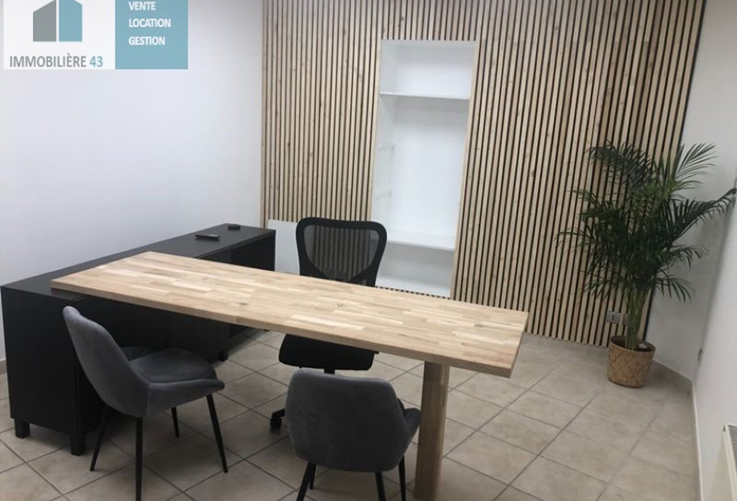Local professionnel — photo 1