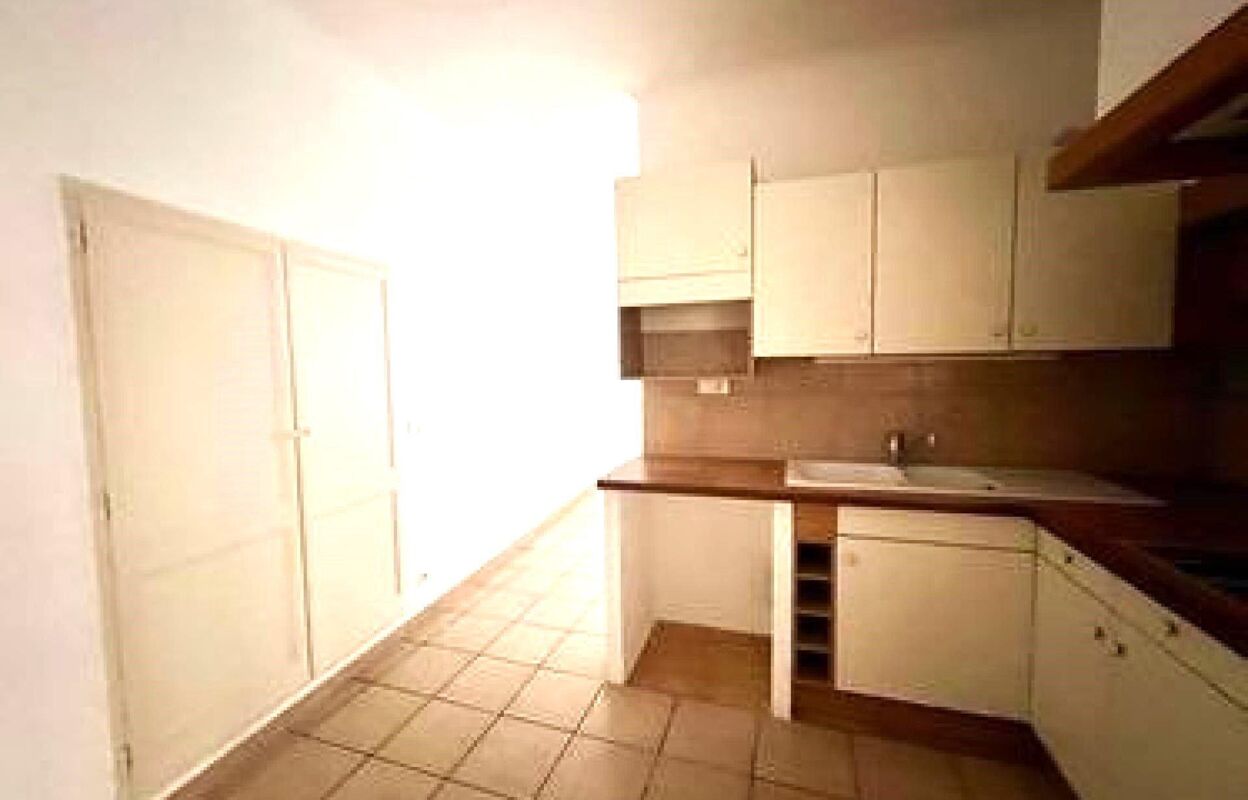 appartement 2 pièces 48 m2 à vendre à Lauris (84360)