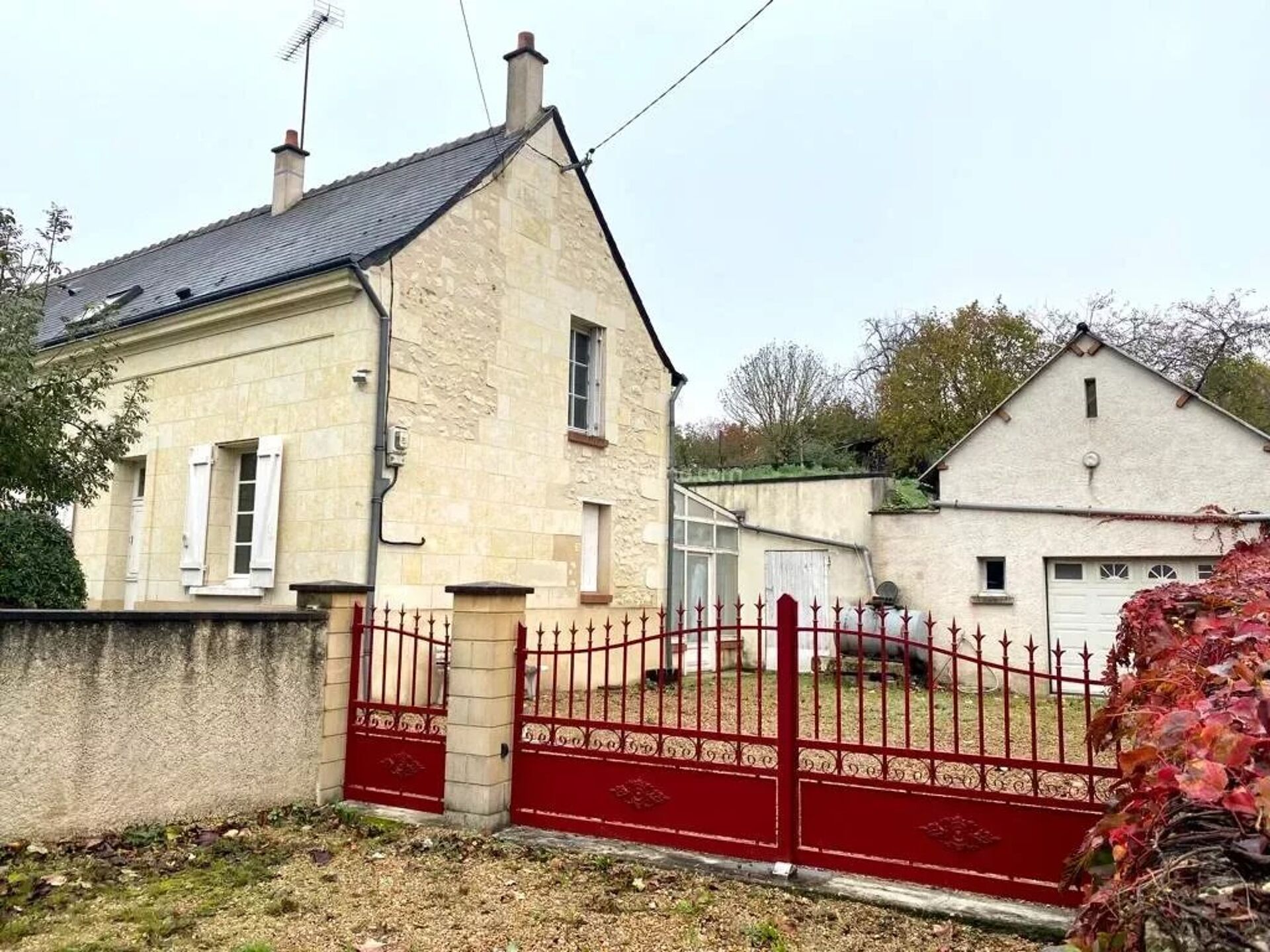 Vente Maison 61m² 3 Pièces à La Chartre-sur-le-Loir (72340) - Arthurimmo