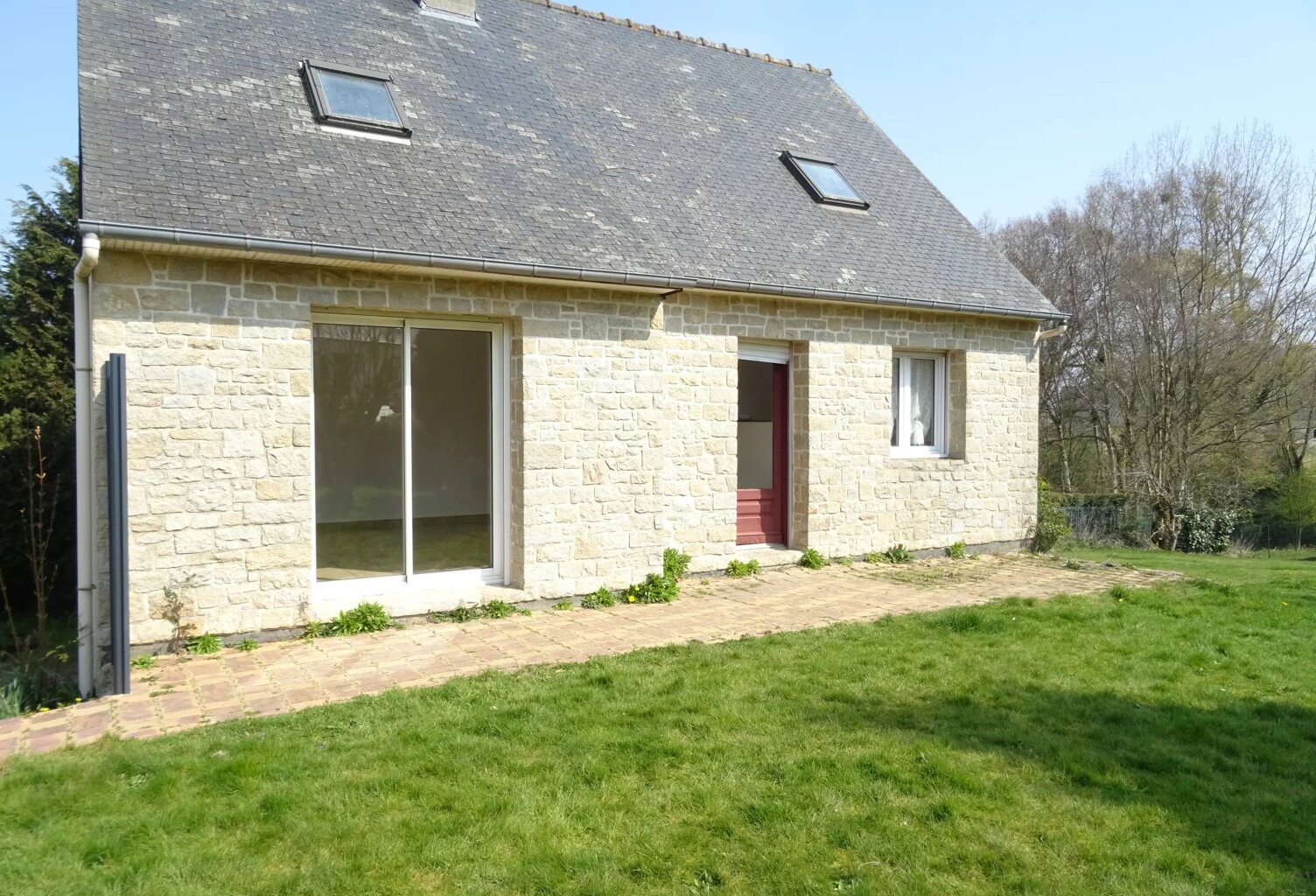 TREDANIEL, proche centre bourg — photo 1