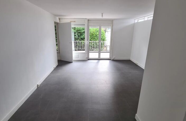 Bien vendu : Appartement  Fourmies (59610) — photo 2