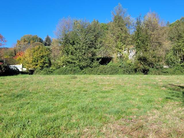 Terrain constructible — photo du bien