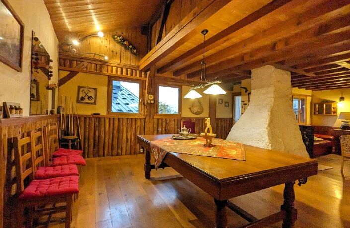 Vente maison 13 pièces 260 m² Châtillon-sur-Cluses (74300) — photo 2