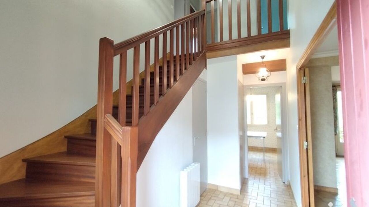 maison 6 pièces 94 m2 à vendre à Fougères (35300)