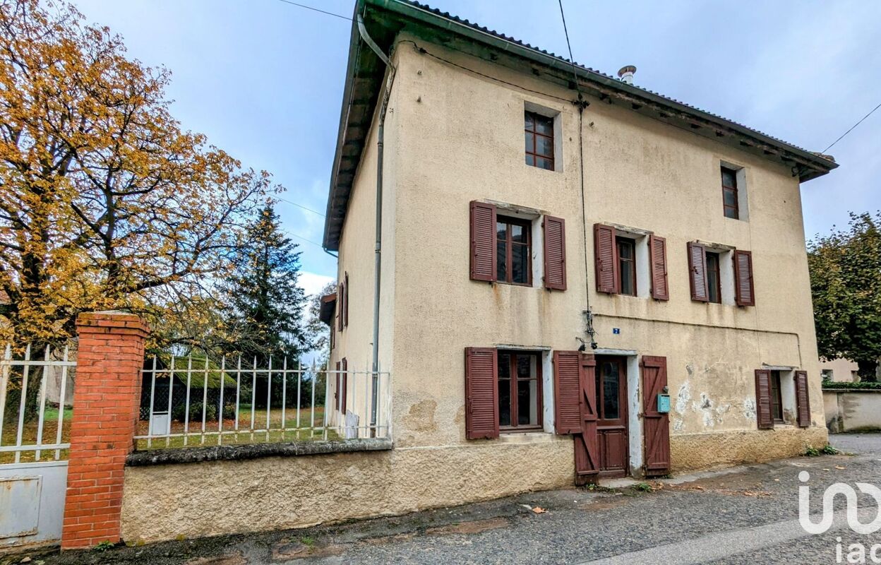 maison 10 pièces 208 m2 à vendre à Neulise (42590)