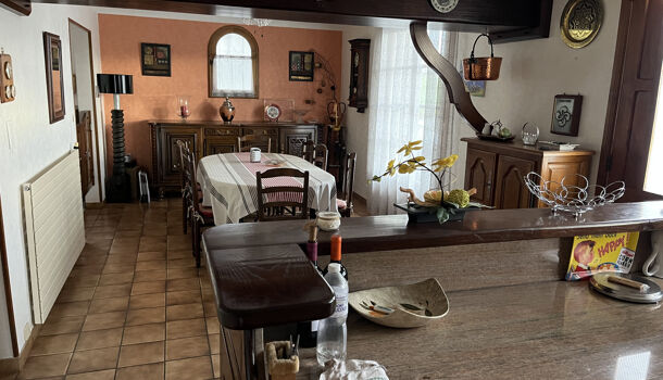 Villa / Maison 9 pièces  à vendre Saint-Jean-le-Vieux 64220