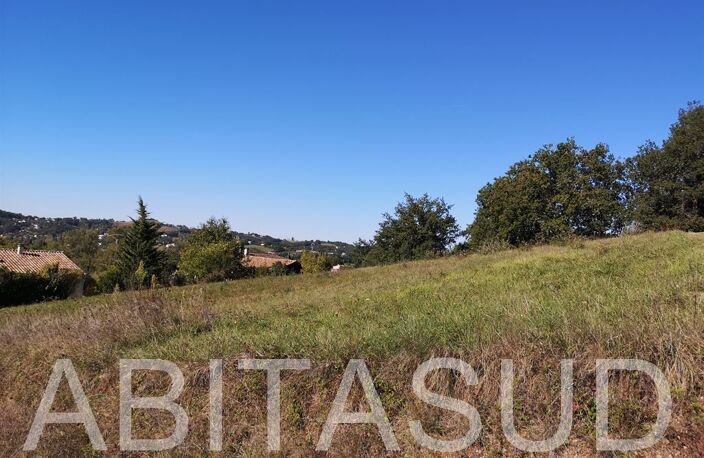 Terrain constructible de 2513 m² au calme — photo 2