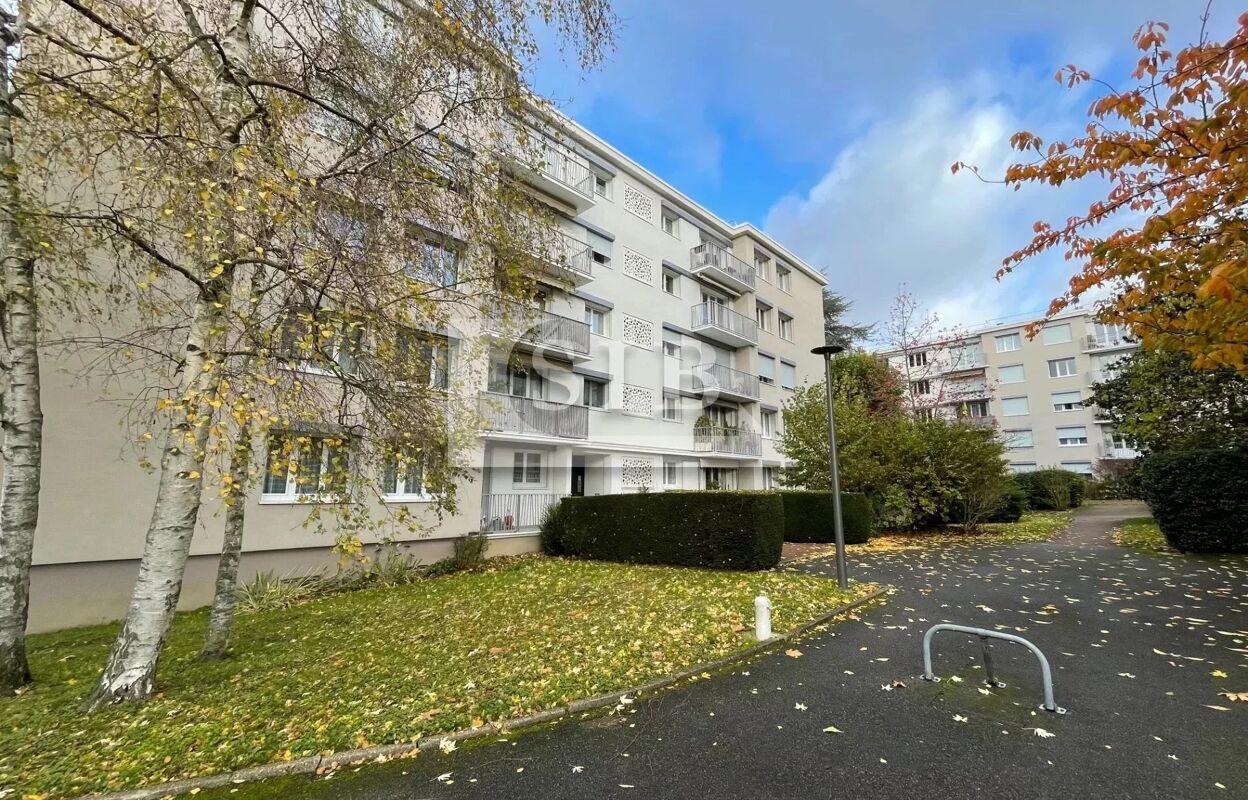 appartement 4 pièces 70 m2 à vendre à Saint-Michel-sur-Orge (91240)