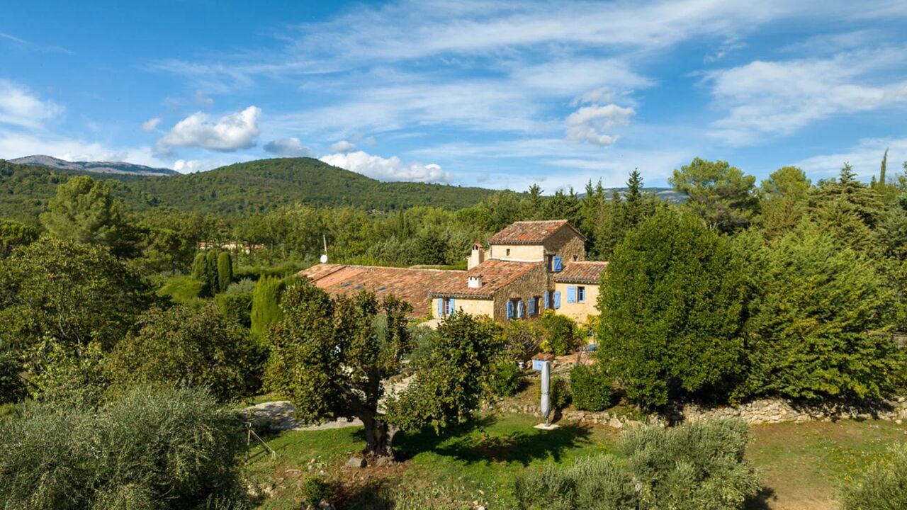 maison 12 pièces 365 m2 à vendre à Fayence (83440)