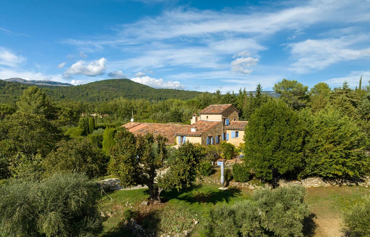 maison 12 pièces 365 m2 à vendre à Fayence (83440)