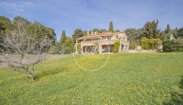 Villa / Maison 5 pièces  à vendre Carqueiranne 83320