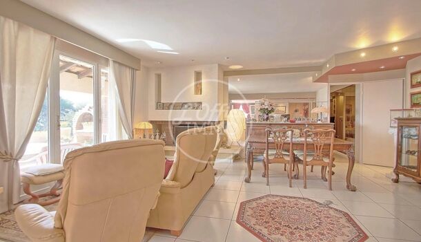 Villa / Maison 5 pièces  à vendre Carqueiranne 83320