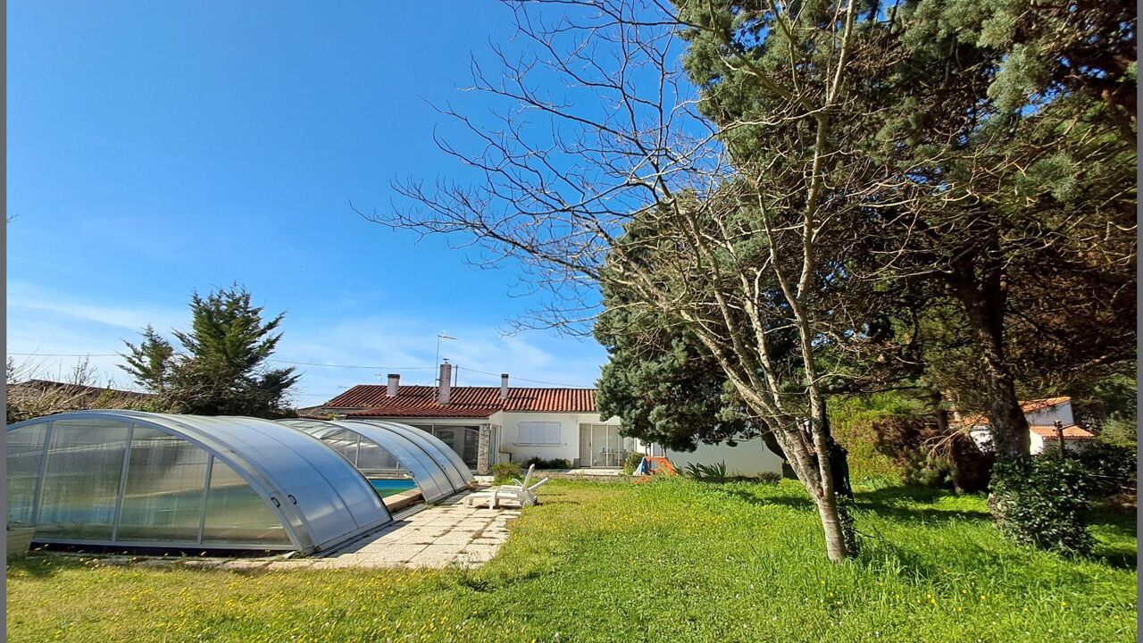 maison 7 pièces 180 m2 à vendre à L'Aiguillon-sur-Mer (85460)