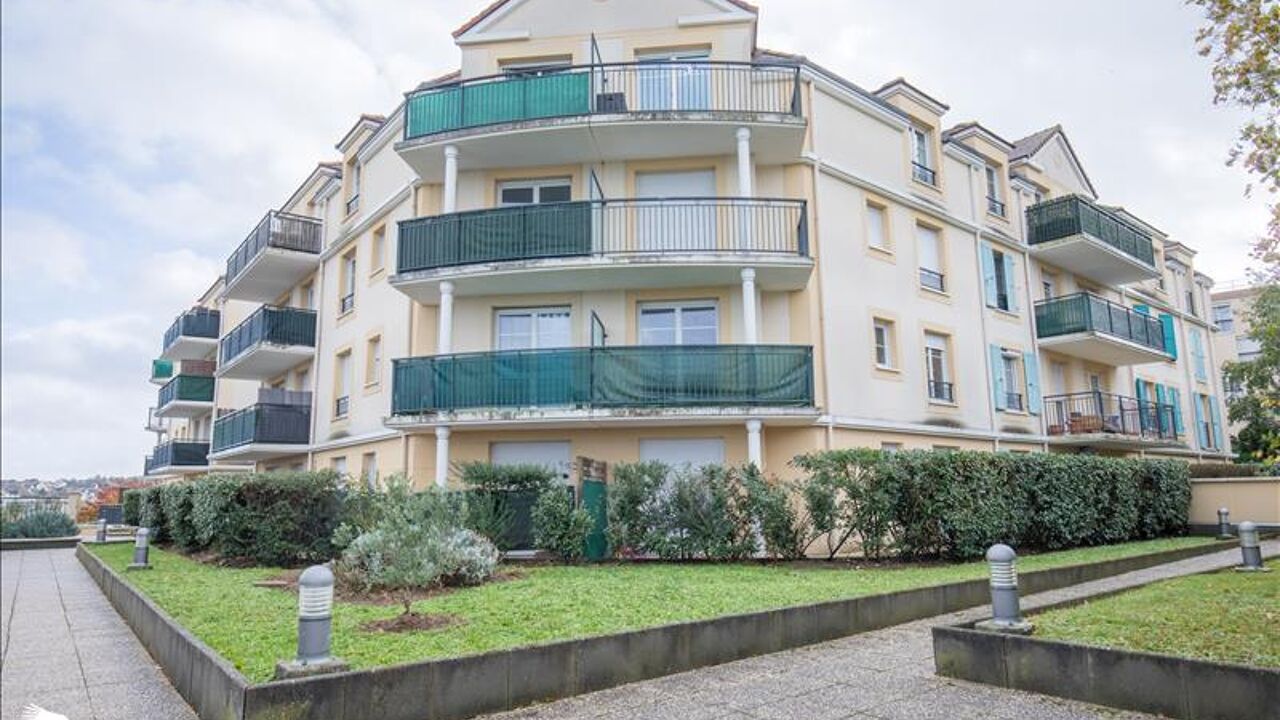 appartement 2 pièces 47 m2 à vendre à Mantes-la-Ville (78711)