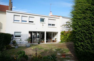 vente maison 825 550 € à proximité de Nieul-le-Dolent (85430)