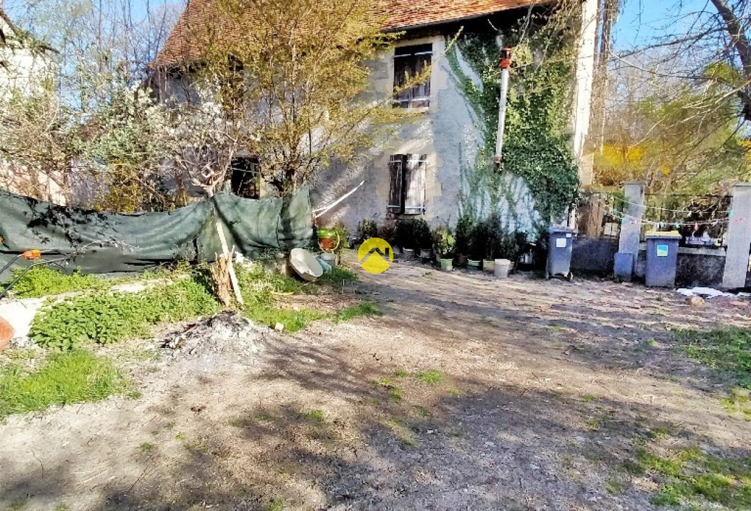 Maison 3678 m² de terrain — photo 1