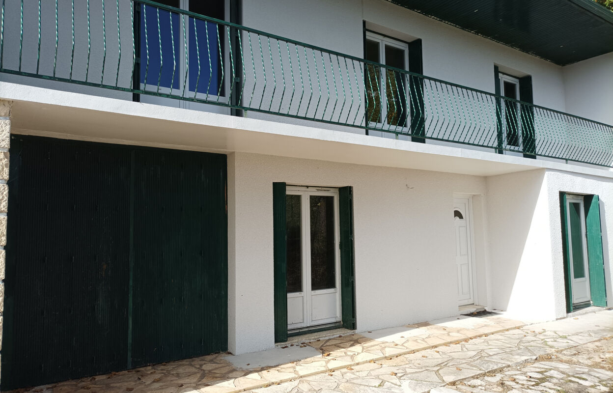 maison 7 pièces 115 m2 à vendre à Monsempron-Libos (47500)