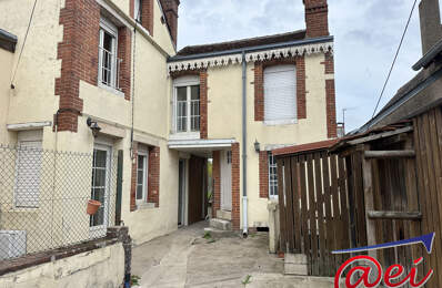 Maison de ville T4 + terrain de 218 m2 et parking — photo du bien