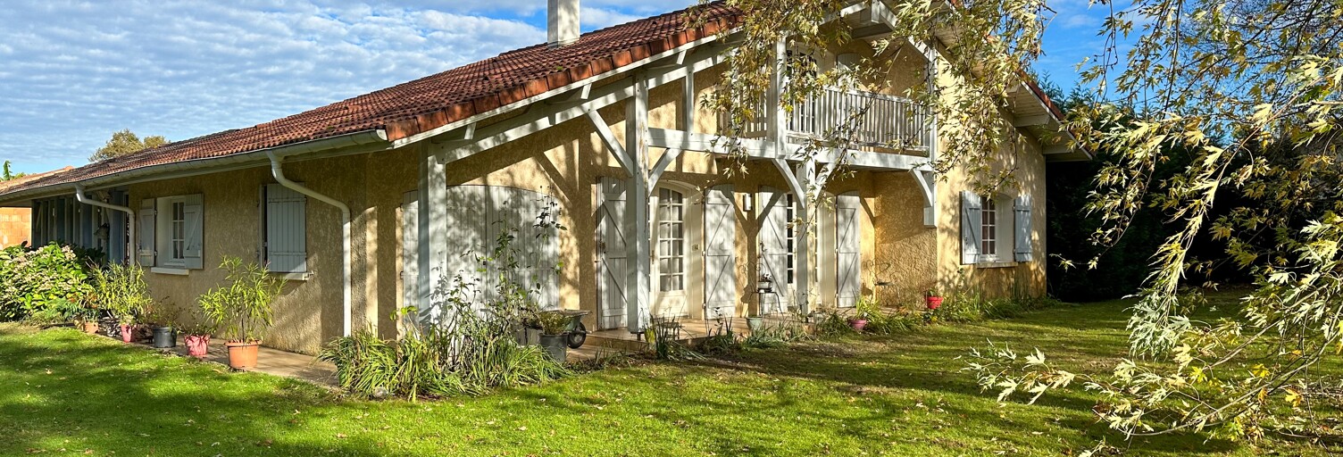 Maison 8 Pièces 160 m² à vendre à Saint-Julien-en-Born (40170)