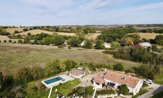 Maison  237 m² à vendre à Marestaing (32490)