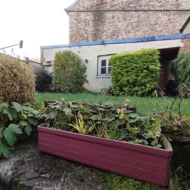 Maison 5 pièces 84240 €