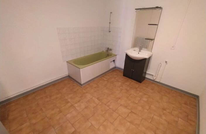 Bien vendu : Appartement 83 m² Fourmies (59610) — photo 3