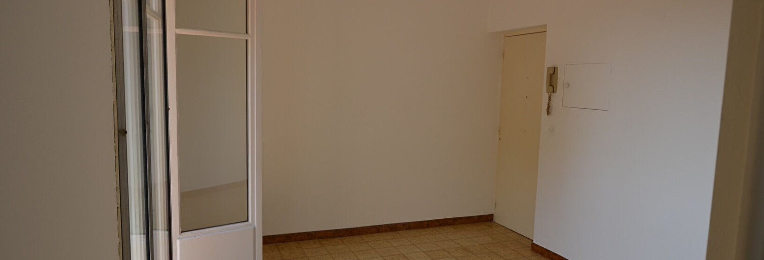 Appartement 1 Pièce 17 m² à louer à Saint-André-de-la-Roche (06730)